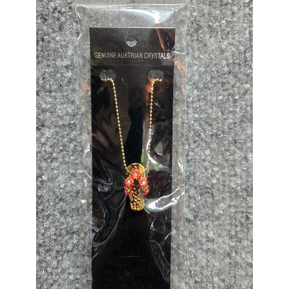 New Genuine Austrian Crystal Flip Flop Sandal Pendant Necklace Red Hibiscus - Picture 2 of 3
